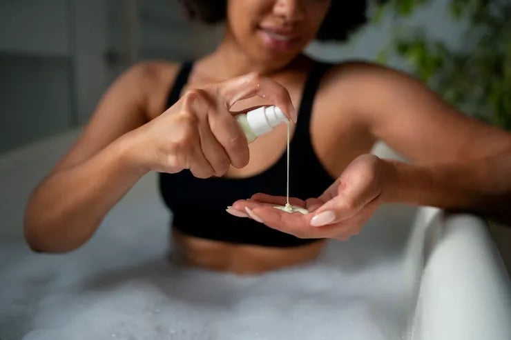 Le guide ultime pour choisir le meilleur gel lubrifiant pour femmes ménopausées : bienfaits, utilisation et conseils pratiques