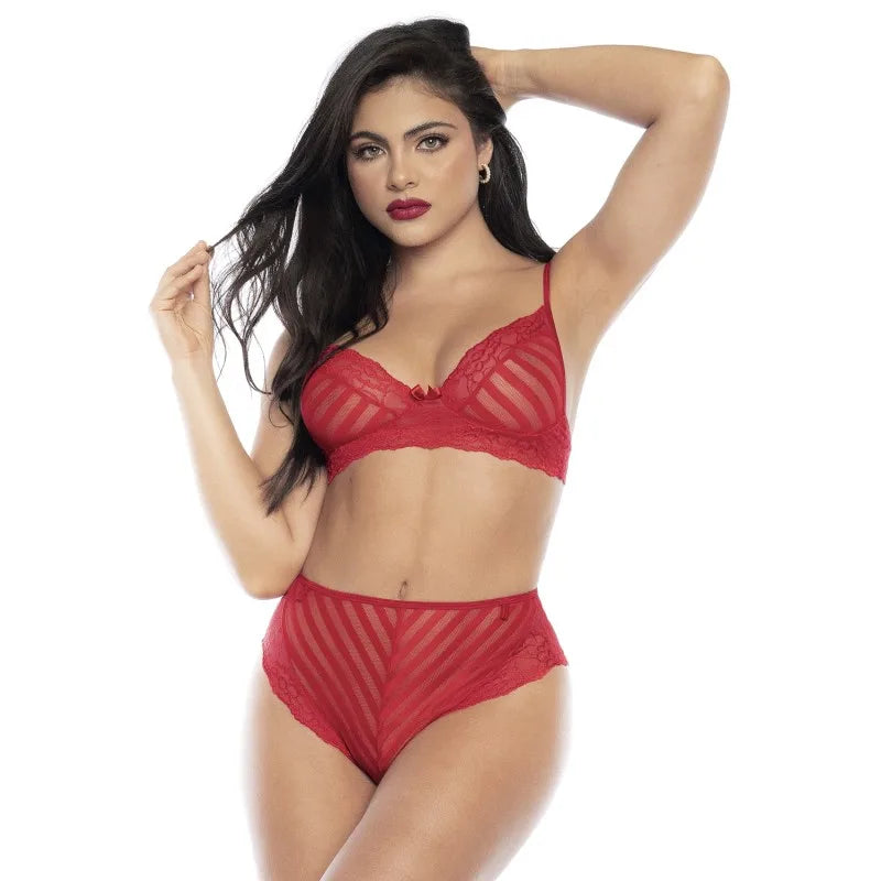 Ensemble deux pièces en dentelle rouge
