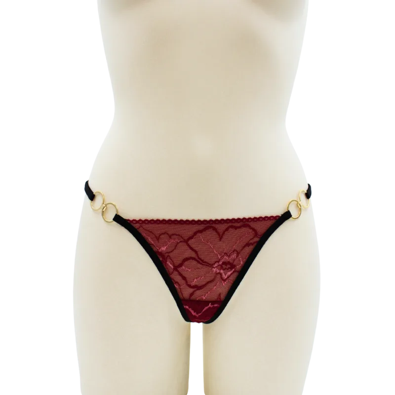 String bordeaux avec anneaux détachables