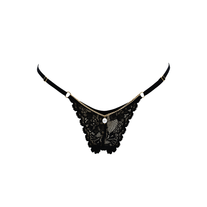 String noir en dentelle avec bijou et chaîne dorée