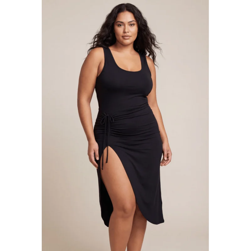 Robe noire Anastasia