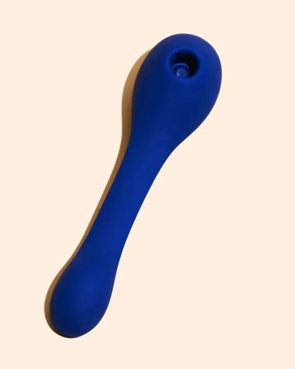 Vibromasseur en silicone bleu ergonomique pour stimulation intense et plaisir personnalisé.