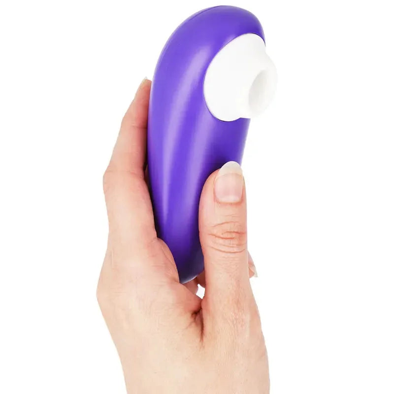 Stimulateur clitoridien en silicone violet, ergonomique et innovant, pour un plaisir optimal.