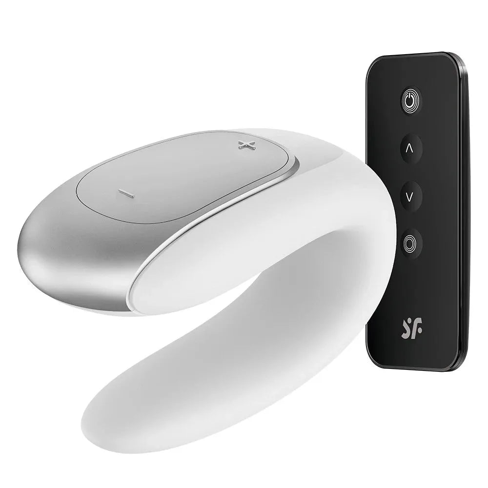 Sextoy couple connecté blanc, double stimulation, télécommande, plaisir partagé rechargeable.