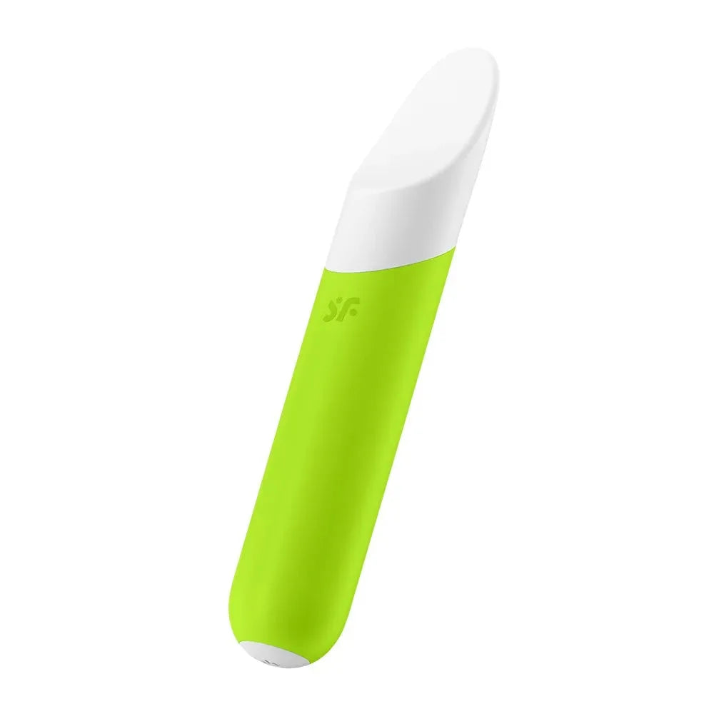 Vibromasseur vert USB compact en silicone, idéal pour une stimulation intime discrète et puissante.