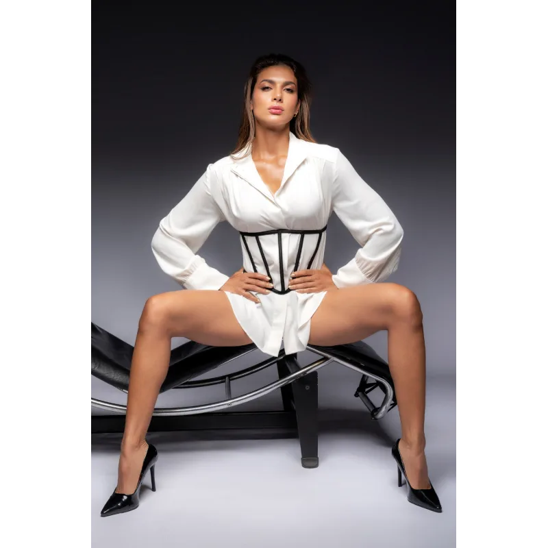 Serre taille et string noir