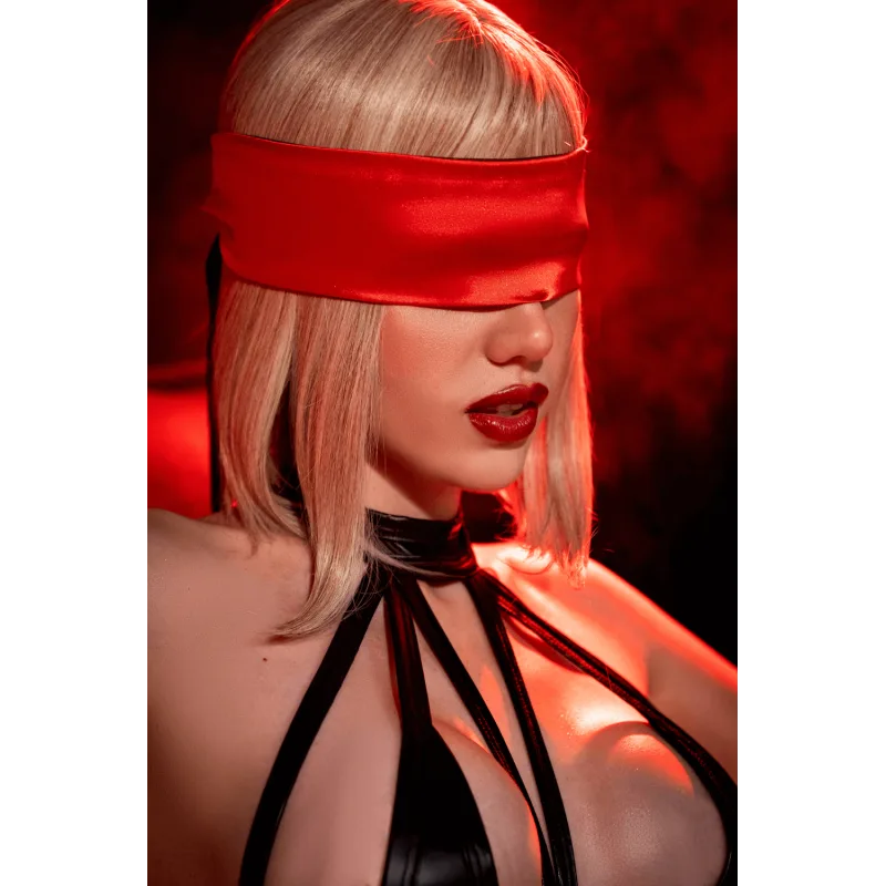Accessoire coquin en satin réversible noir &amp; rouge