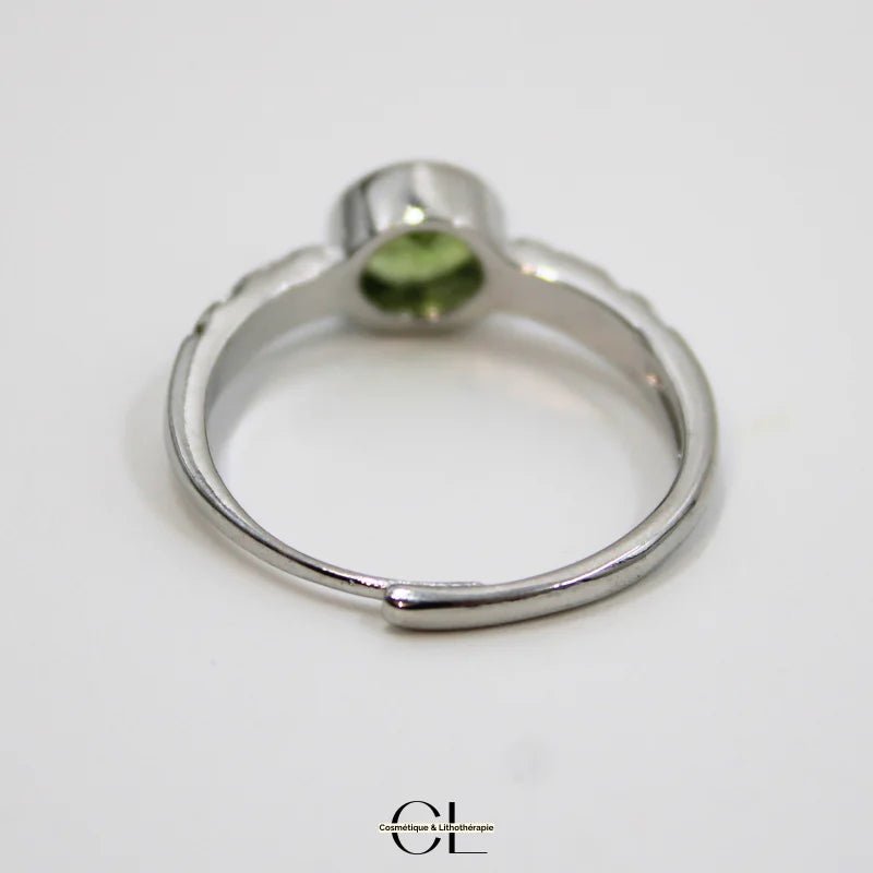 Bague en cuivre blanc ajustable facetté Péridot AA