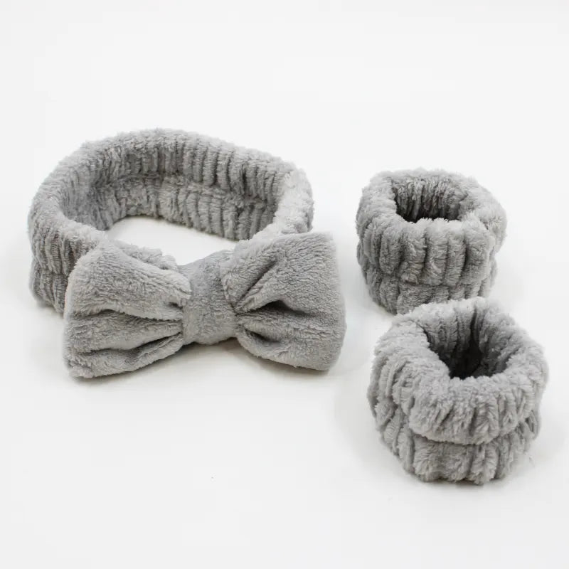 Set bandeau de démaquillage avec bracelets de poignets gris